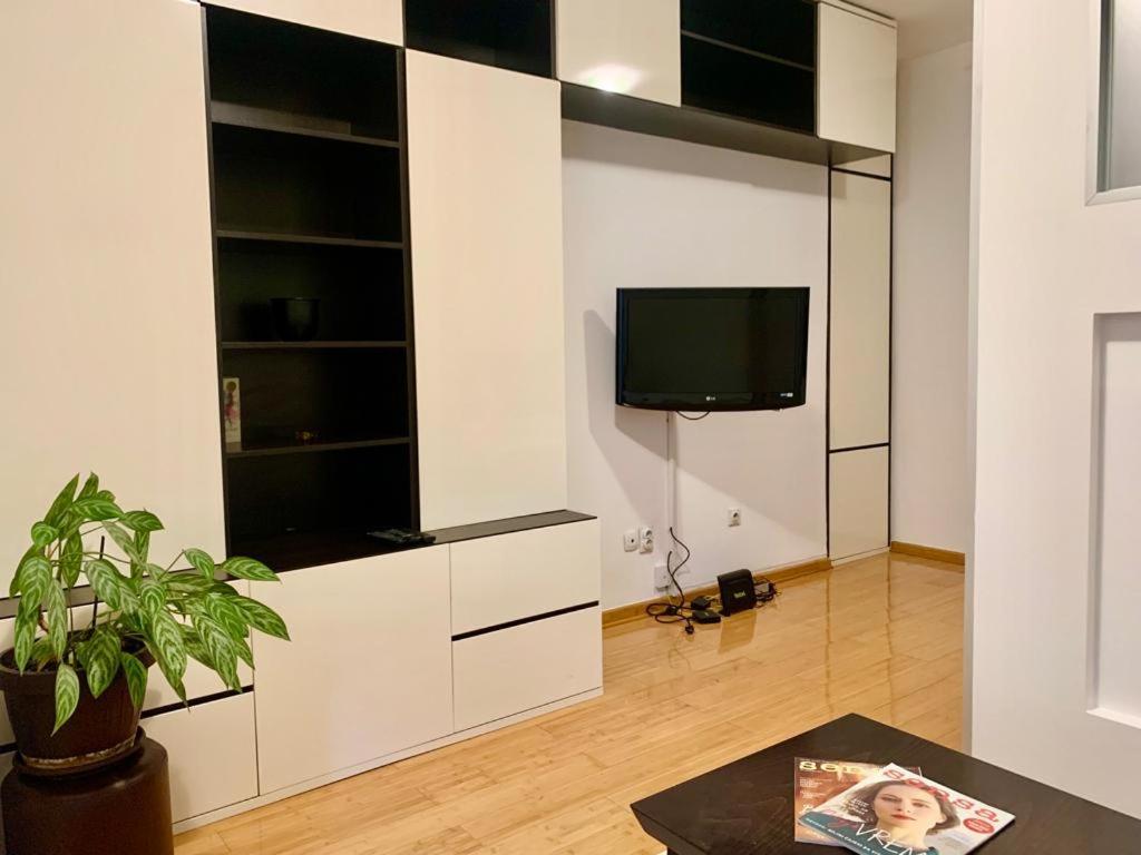 City Center Crown Apartment Βελιγράδι Εξωτερικό φωτογραφία
